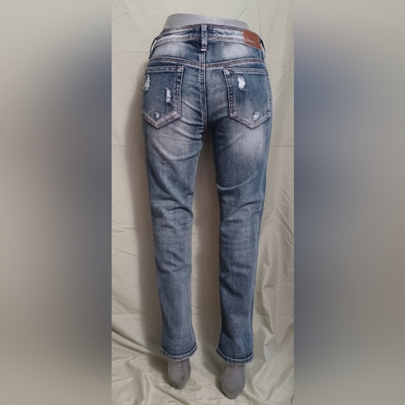 🍒 Dollhouse Charley Distressed Skinny Jeans - Picture 2 of 9